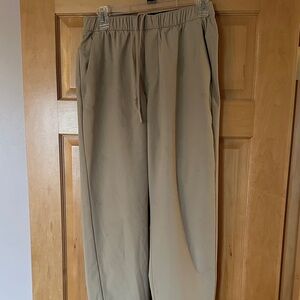 lululemon athletica Men's Drawstring Joggers in Tan